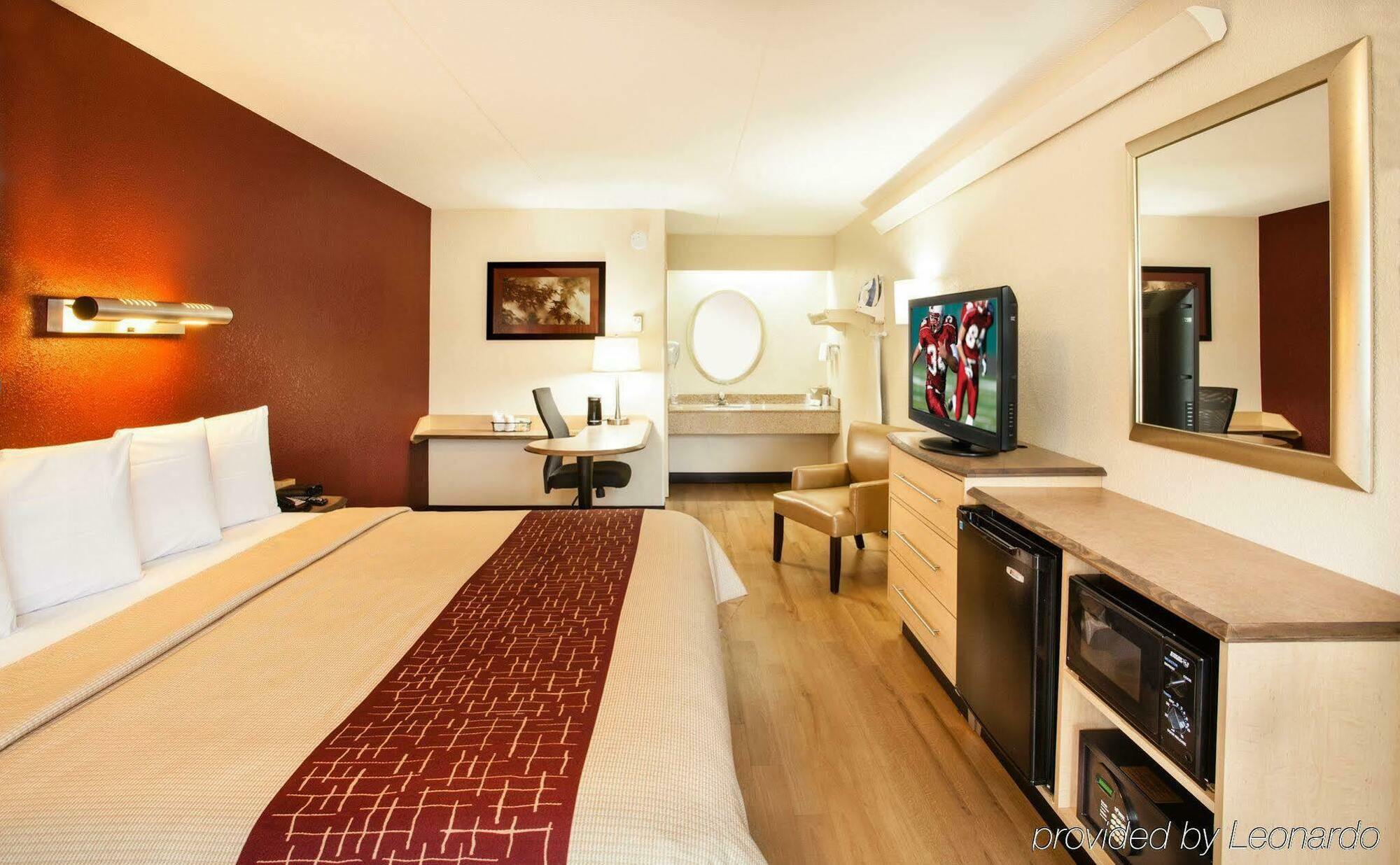 Red Roof Inn Detroit - Warren Eksteriør bilde